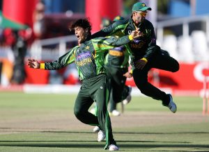 انور علی کو شاندار آل راؤنڈ کارکردگی پر میچ کا بہترین کھلاڑی قرار دیا گیا (تصویر: AFP)