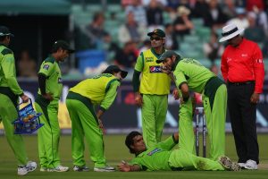 اگر پاکستان ورلڈ ٹی ٹوئنٹی نہ جیت پایا تو اس میں اہم کردار محمد عرفان کے زخمی ہونے کا بھی ہوگا (تصویر: Getty Images)