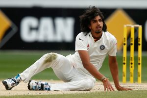 سیریز میں خاص طور پر بھارت کے گیند بازوں کی حالت قابل رحم تھی، وہ 8 میں سے صرف دو اننگز میں آسٹریلیا کو آل آؤٹ کرسکے (تصویر: Getty Images) 